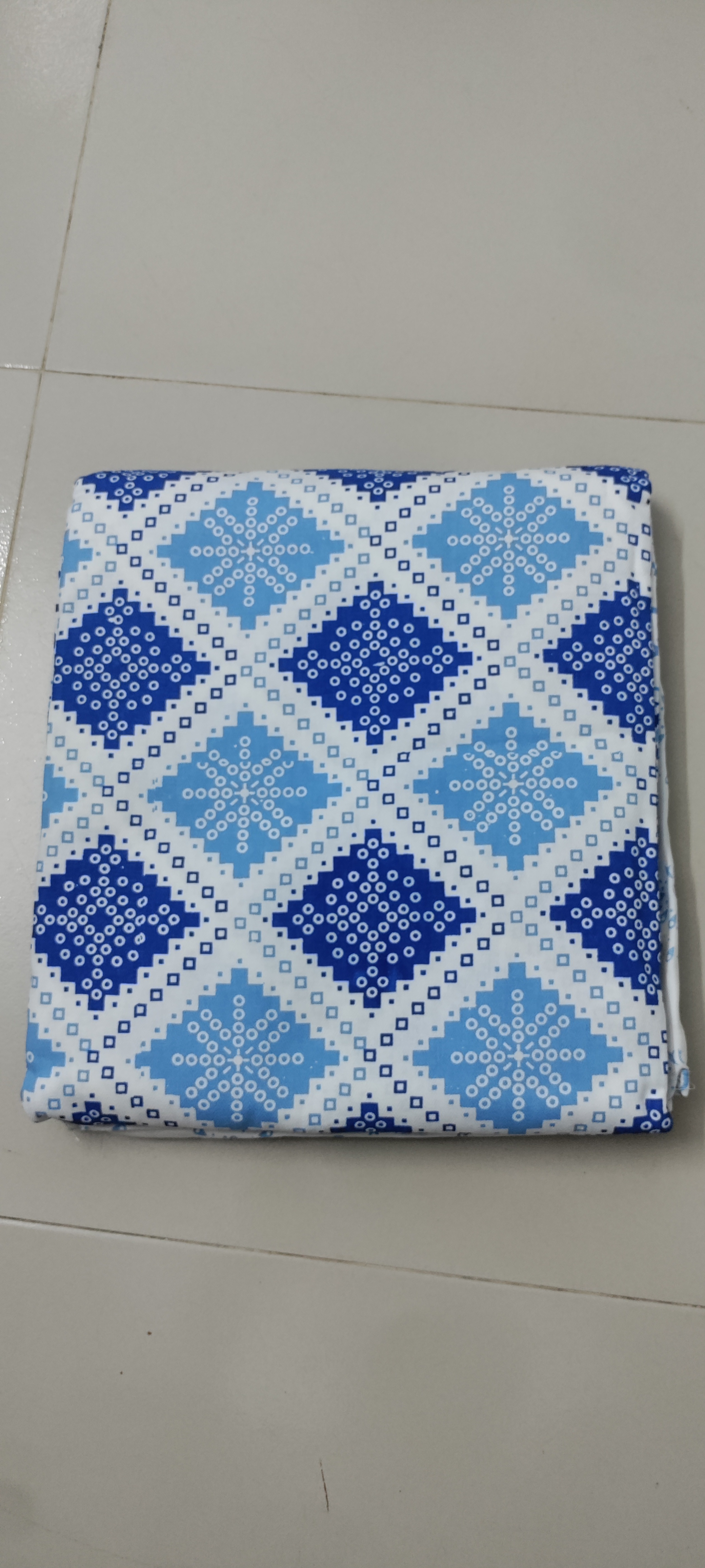 White &amp;amp; Sky Blue Bedcover with Pillow Covers